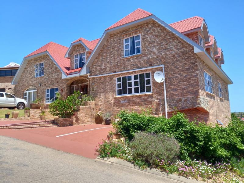 4 Bedroom Property for Sale in Aston Bay Eastern Cape